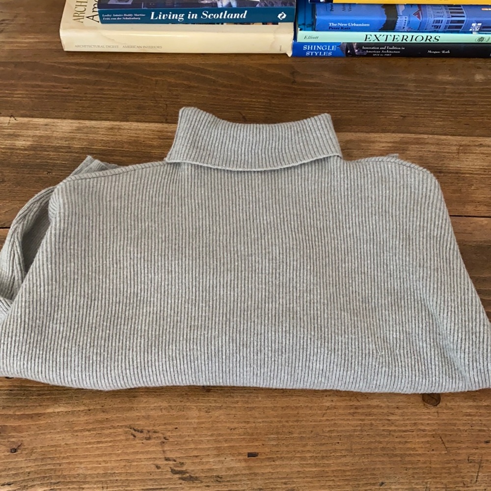 Gorgeous Brunello Cucinelli Turtleneck Cashmere Sweater